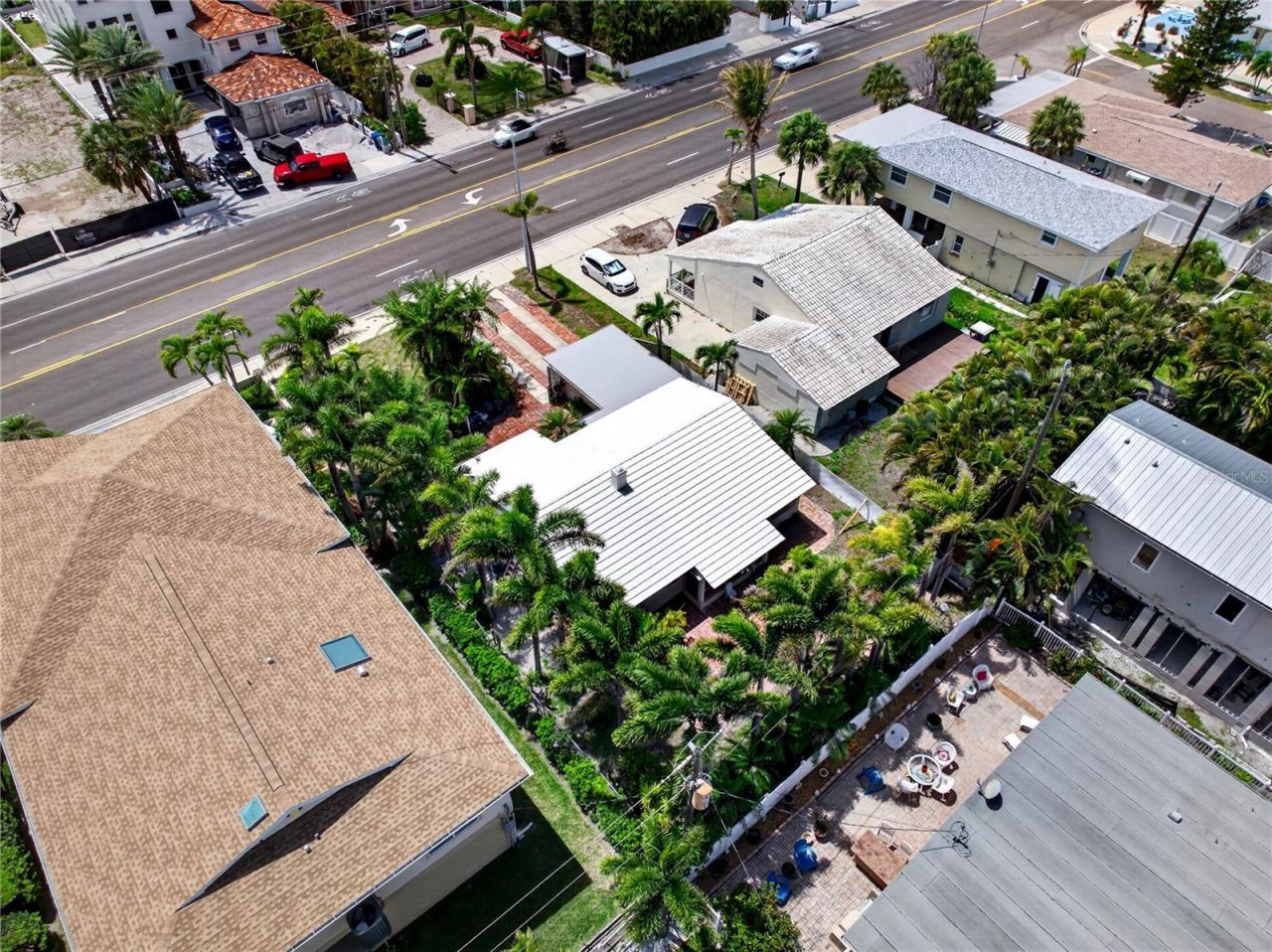 16107 Gulf Boulevard, Redington Beach, FL 33708 Photo