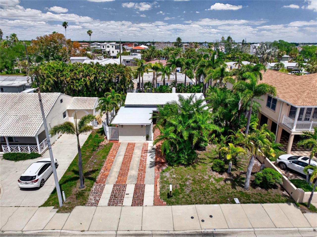 16107 Gulf Boulevard, Redington Beach, FL 33708 Photo