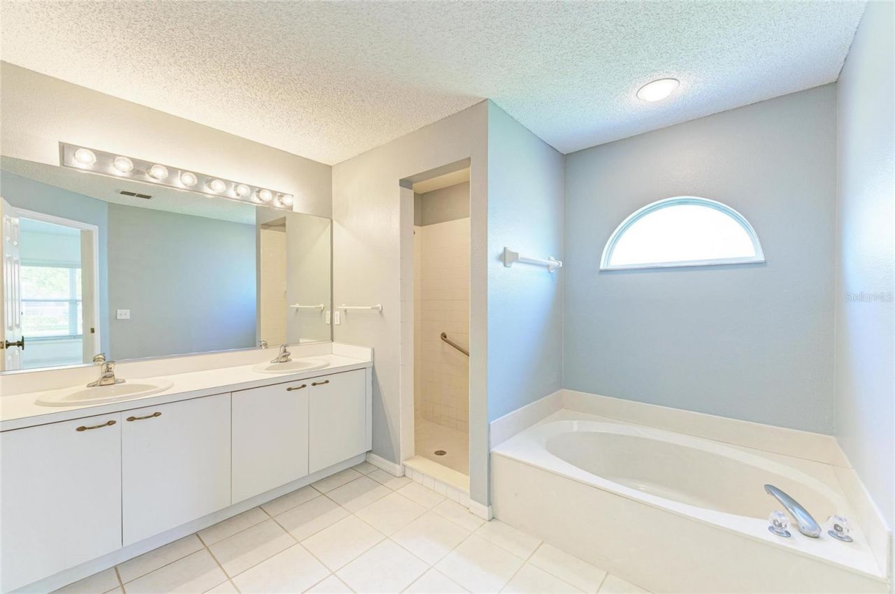 6008 Promenade Court, Bradenton, FL 34203 Photo