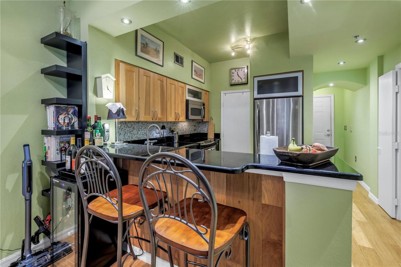 100 4th Avenue S, Unit 207, Saint Petersburg, FL 33701 Photo