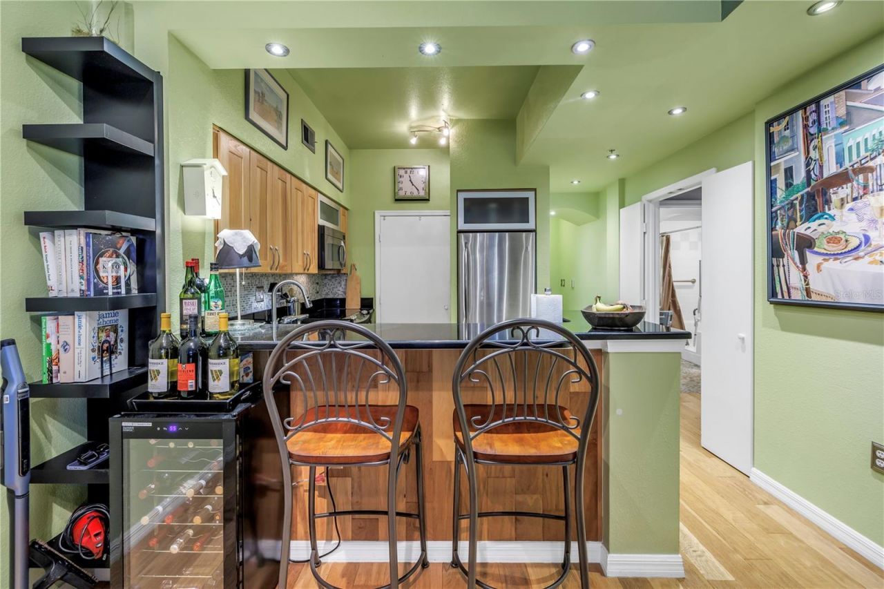 100 4th Avenue S, Unit 207, Saint Petersburg, FL 33701 Photo