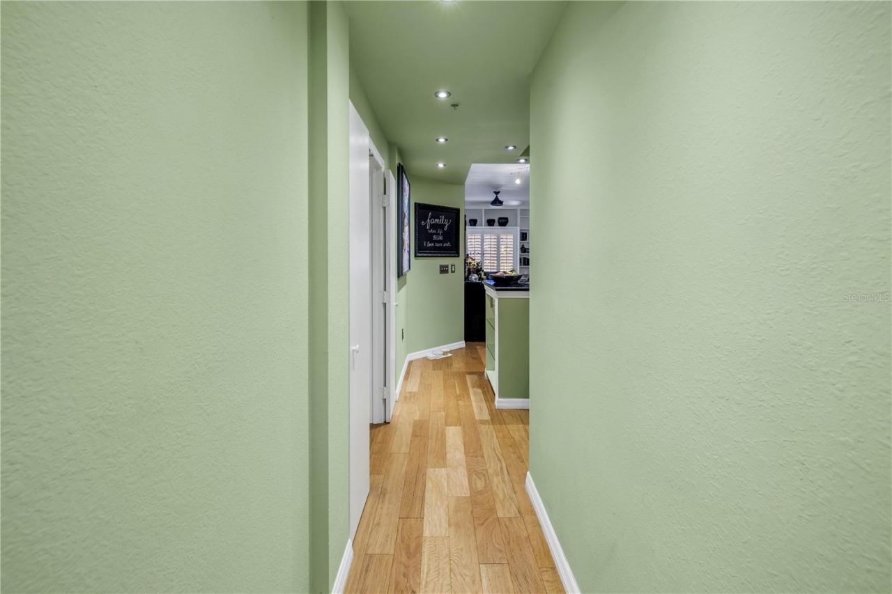 100 4th Avenue S, Unit 207, Saint Petersburg, FL 33701 Photo