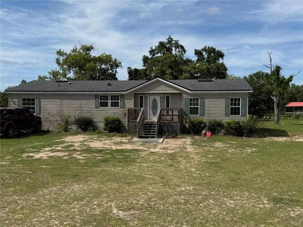 11090 SE 165TH TERRACE ROAD , OCKLAWAHA, FL 32179