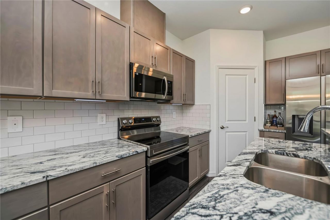 5306 Dunsmuir Road, North Port, FL 34288 Photo