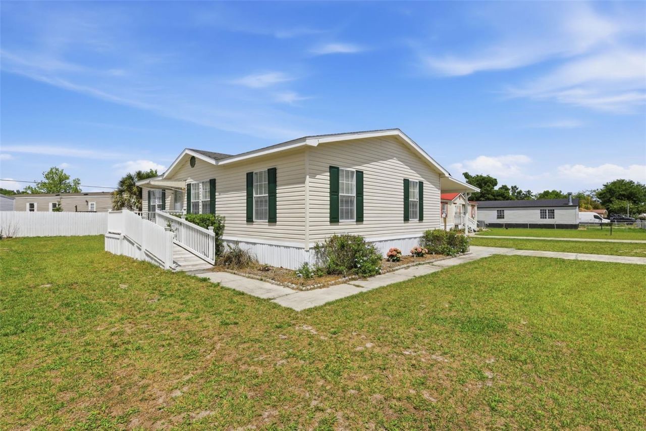 373 Dolores Boulevard, Deland, FL 32724 Photo