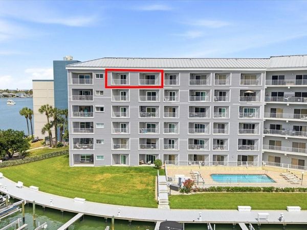 610 ISLAND WAY, Unit 607, CLEARWATER BEACH, FL 33767