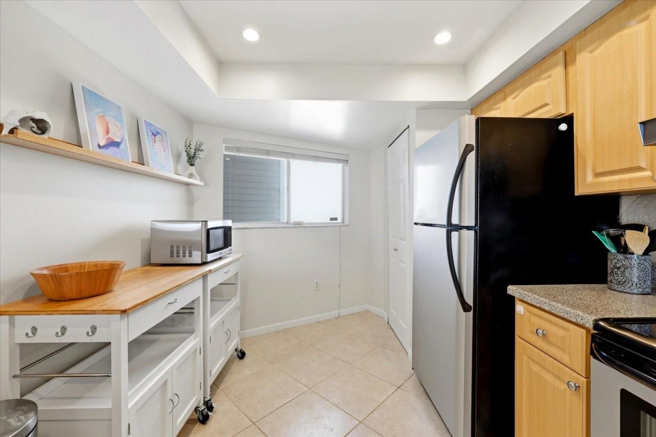 610 Island Way, Unit 607, Clearwater Beach, FL 33767 Photo