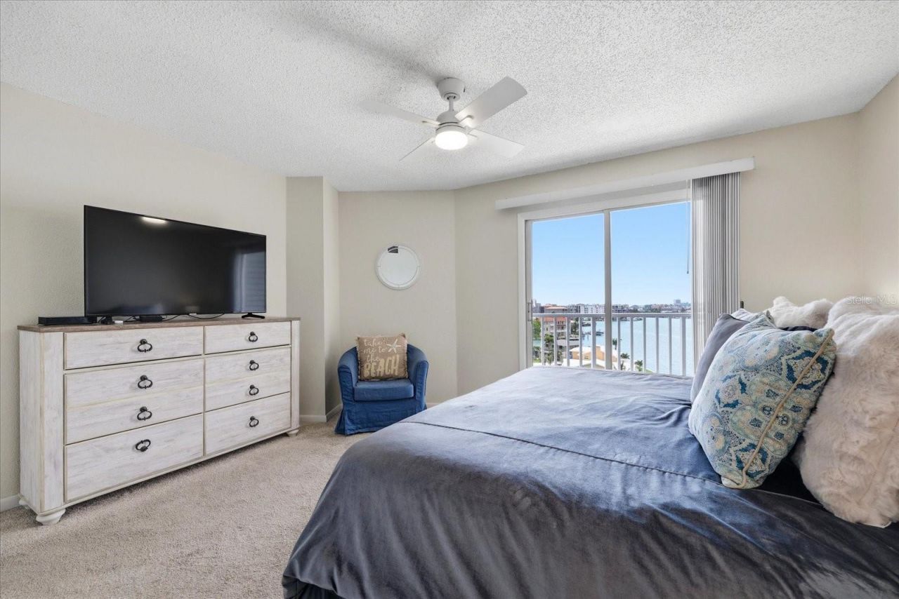610 Island Way, Unit 607, Clearwater Beach, FL 33767 Photo