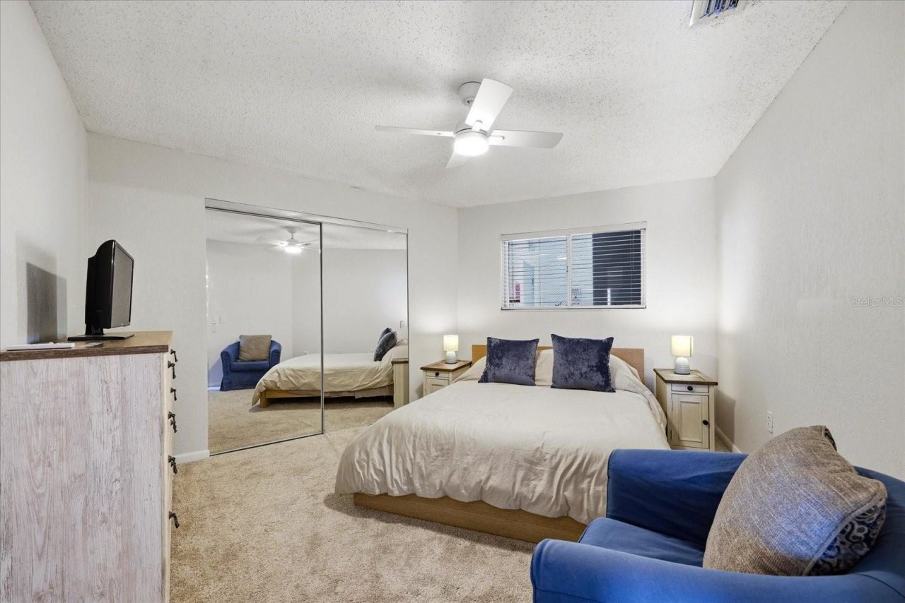 610 Island Way, Unit 607, Clearwater Beach, FL 33767 Photo