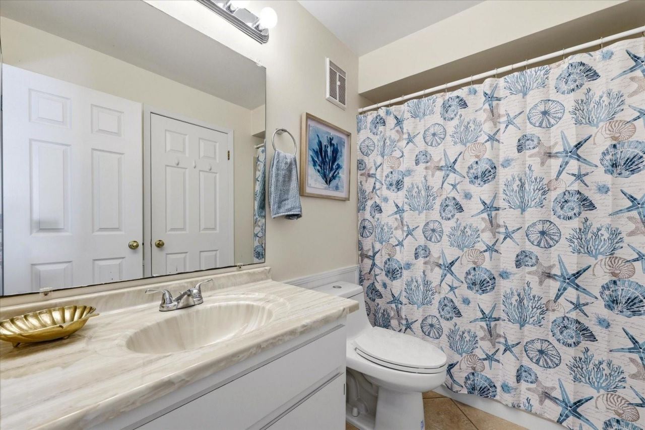 610 Island Way, Unit 607, Clearwater Beach, FL 33767 Photo