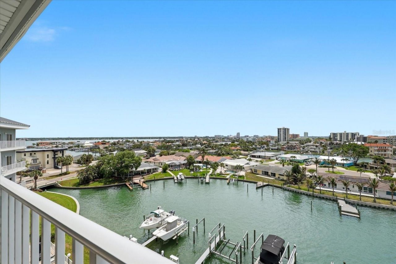 610 Island Way, Unit 607, Clearwater Beach, FL 33767 Photo