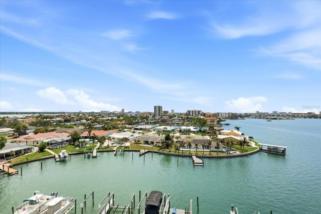 610 Island Way, Unit 607, Clearwater Beach, FL 33767 Photo