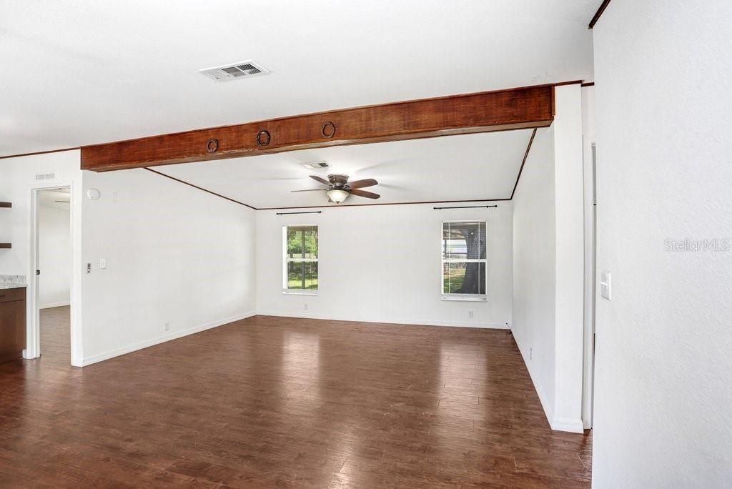 11727 Lithia Pinecrest Road, Lithia, FL 33547 Photo