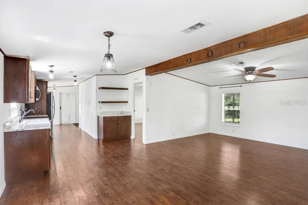 11727 Lithia Pinecrest Road, Lithia, FL 33547 Photo