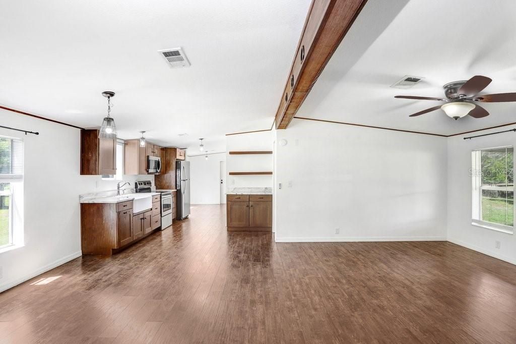 11727 Lithia Pinecrest Road, Lithia, FL 33547 Photo