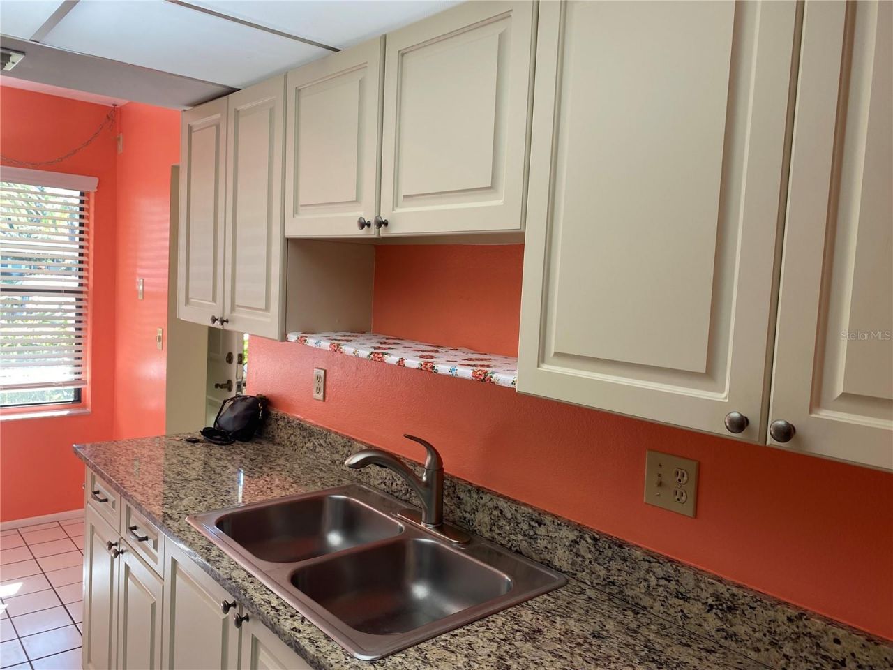 435 30th Avenue W, Unit D103, Bradenton, FL 34205 Photo