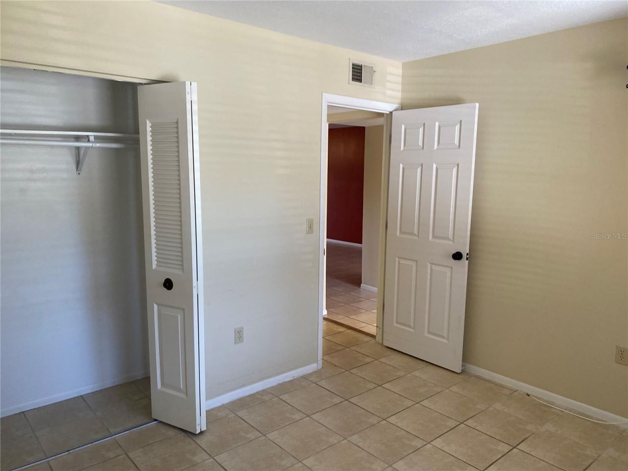435 30th Avenue W, Unit D103, Bradenton, FL 34205 Photo