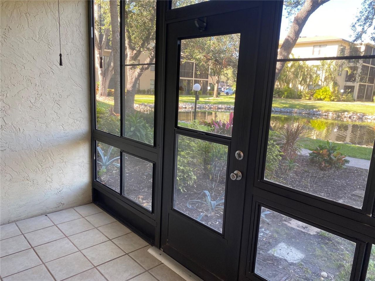 435 30th Avenue W, Unit D103, Bradenton, FL 34205 Photo