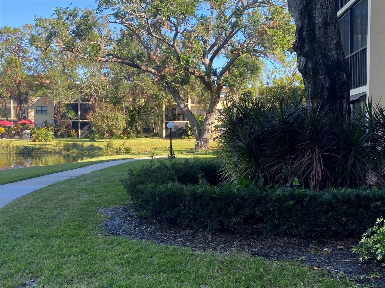 435 30th Avenue W, Unit D103, Bradenton, FL 34205 Photo