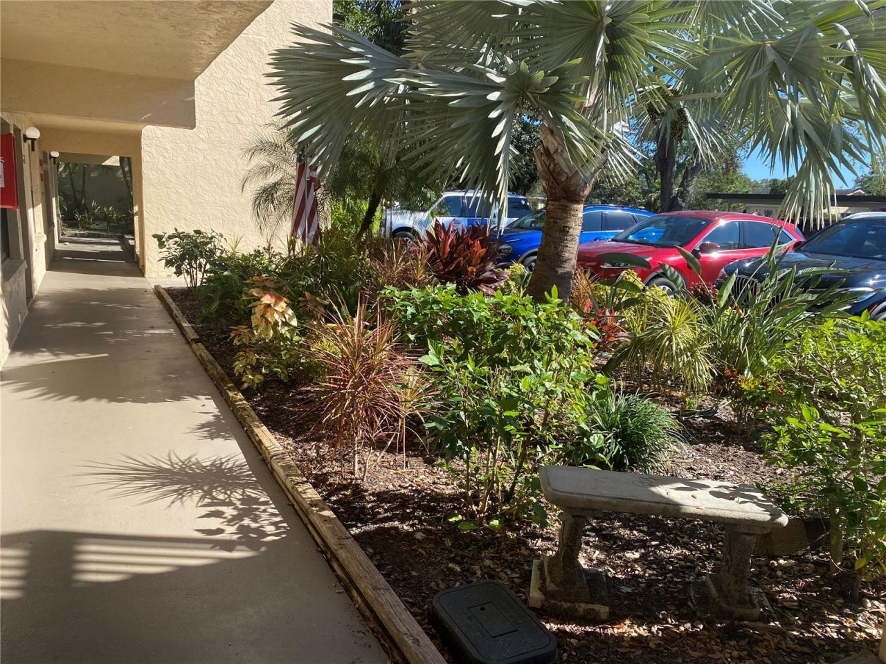 435 30th Avenue W, Unit D103, Bradenton, FL 34205 Photo