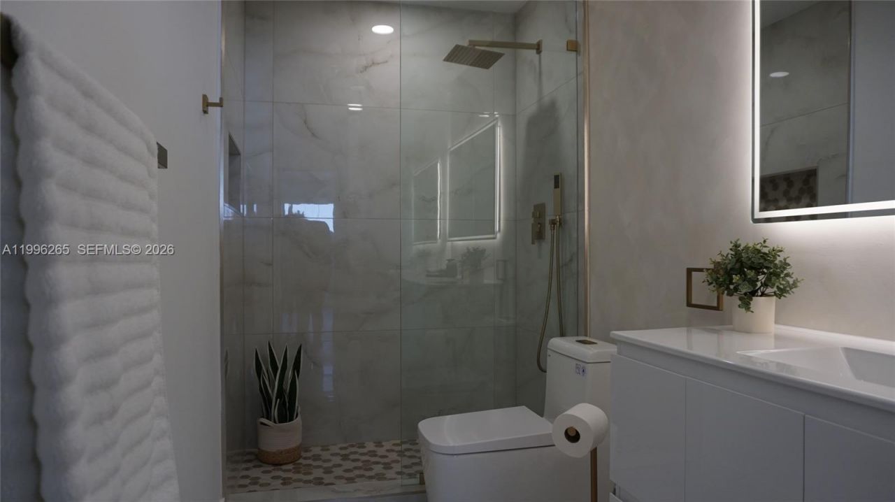 3280 NW 51st Ter, Miami, FL 33142 Photo