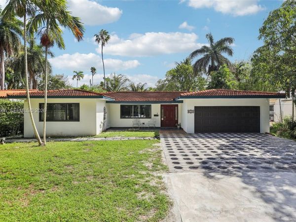 314 NE 85th St , El Portal, FL 33138