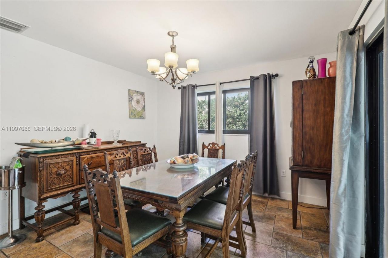 314 NE 85th St , El Portal, FL 33138 Photo