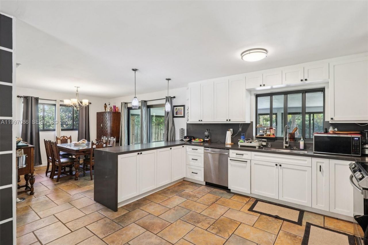 314 NE 85th St , El Portal, FL 33138 Photo