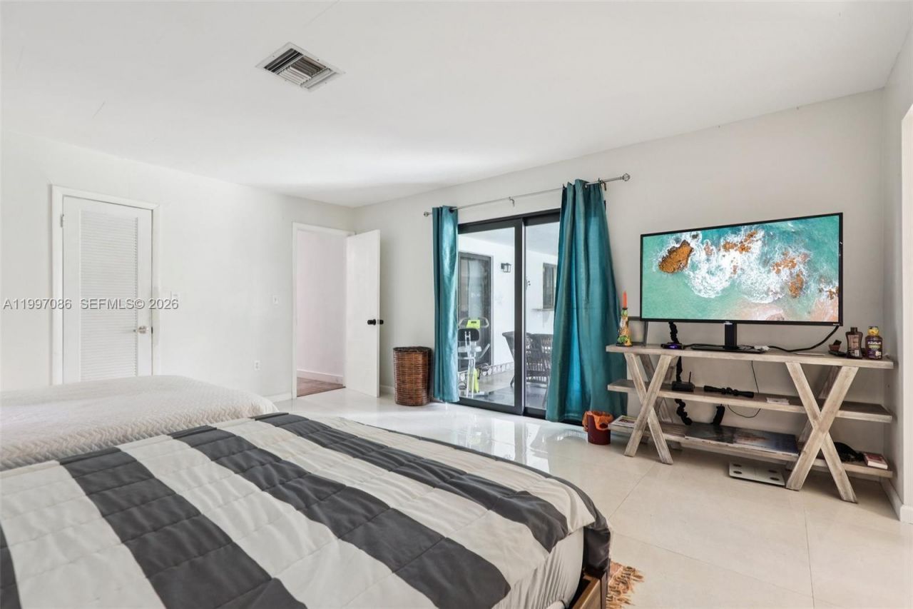 314 NE 85th St , El Portal, FL 33138 Photo