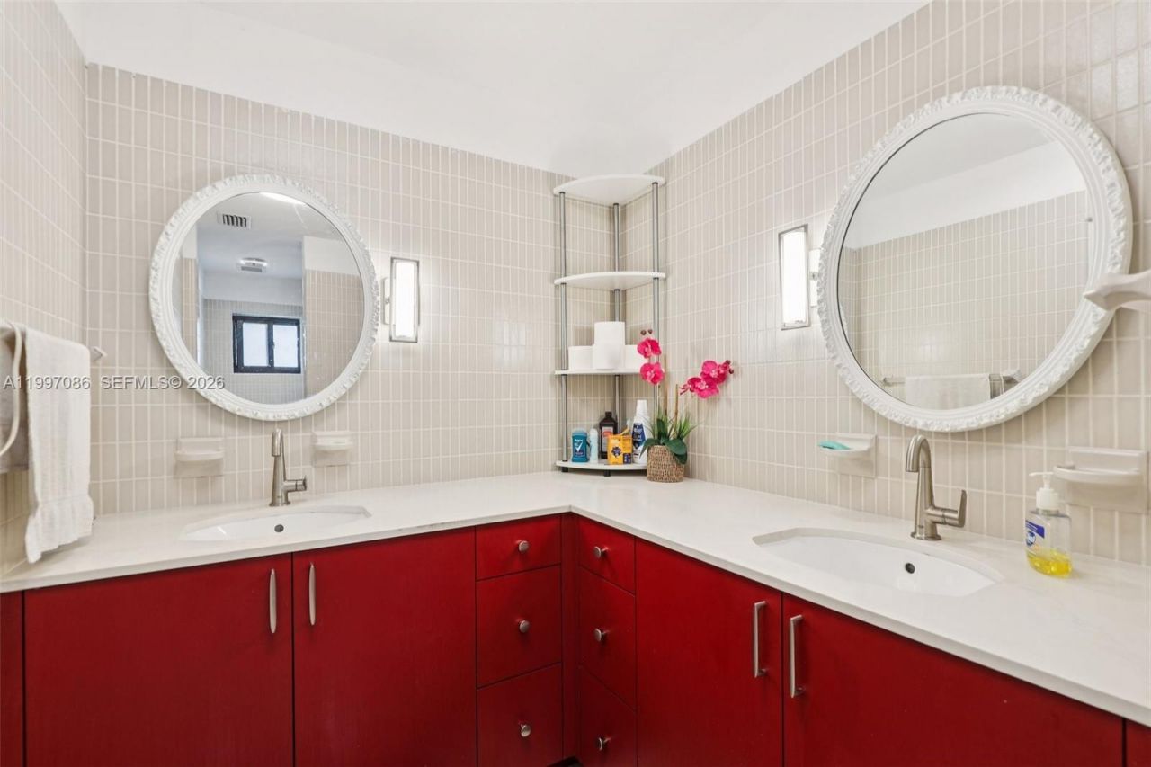 314 NE 85th St , El Portal, FL 33138 Photo