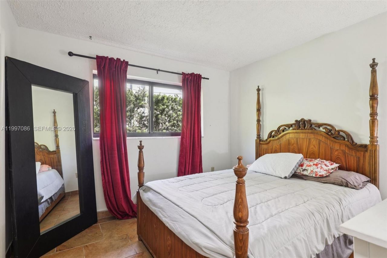 314 NE 85th St , El Portal, FL 33138 Photo