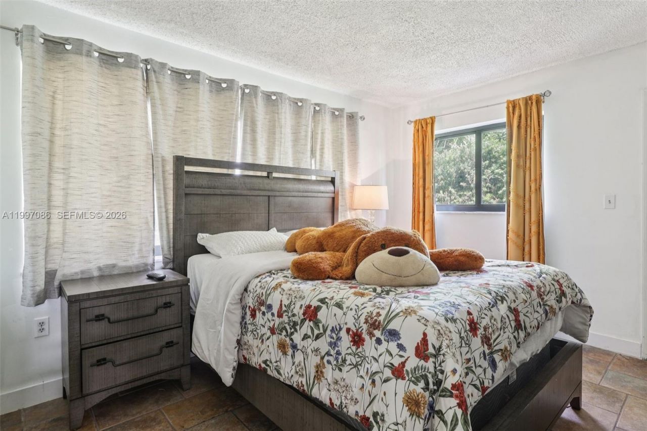 314 NE 85th St , El Portal, FL 33138 Photo