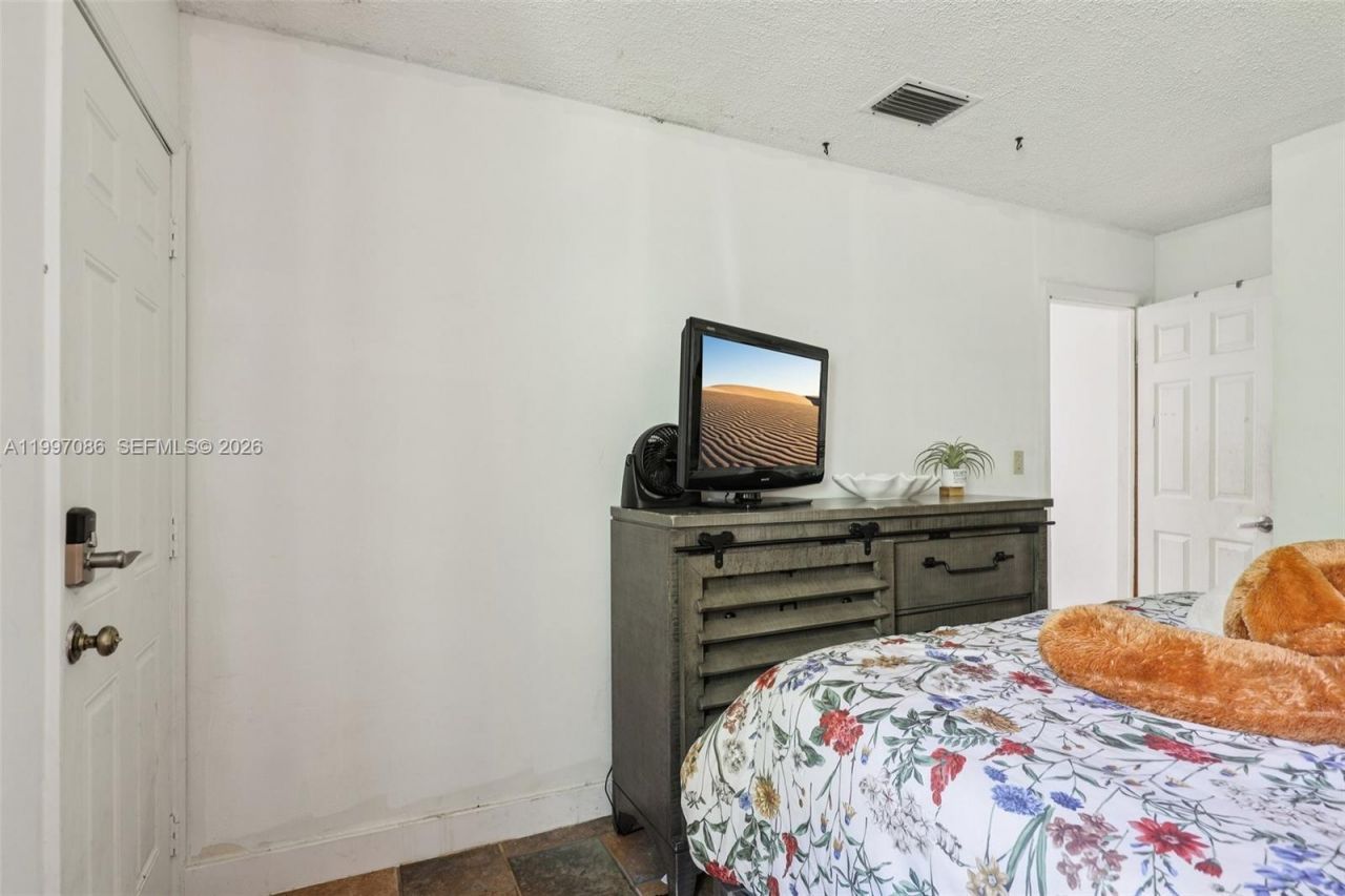 314 NE 85th St , El Portal, FL 33138 Photo