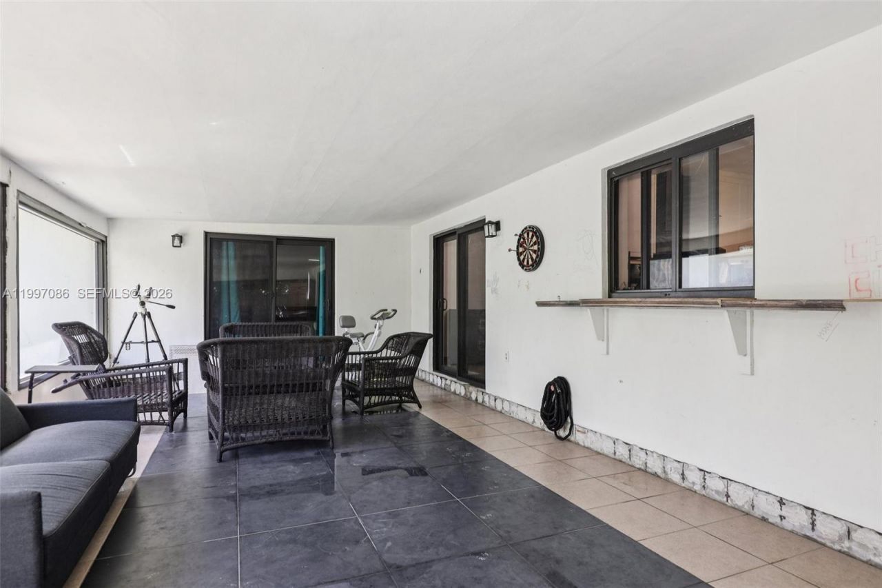 314 NE 85th St , El Portal, FL 33138 Photo