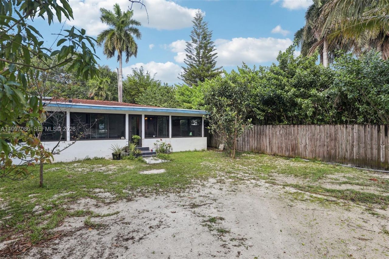 314 NE 85th St , El Portal, FL 33138 Photo