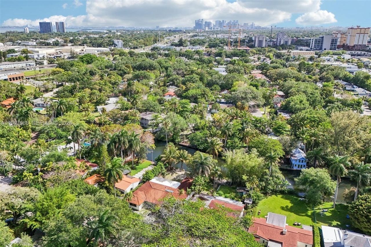 314 NE 85th St , El Portal, FL 33138 Photo