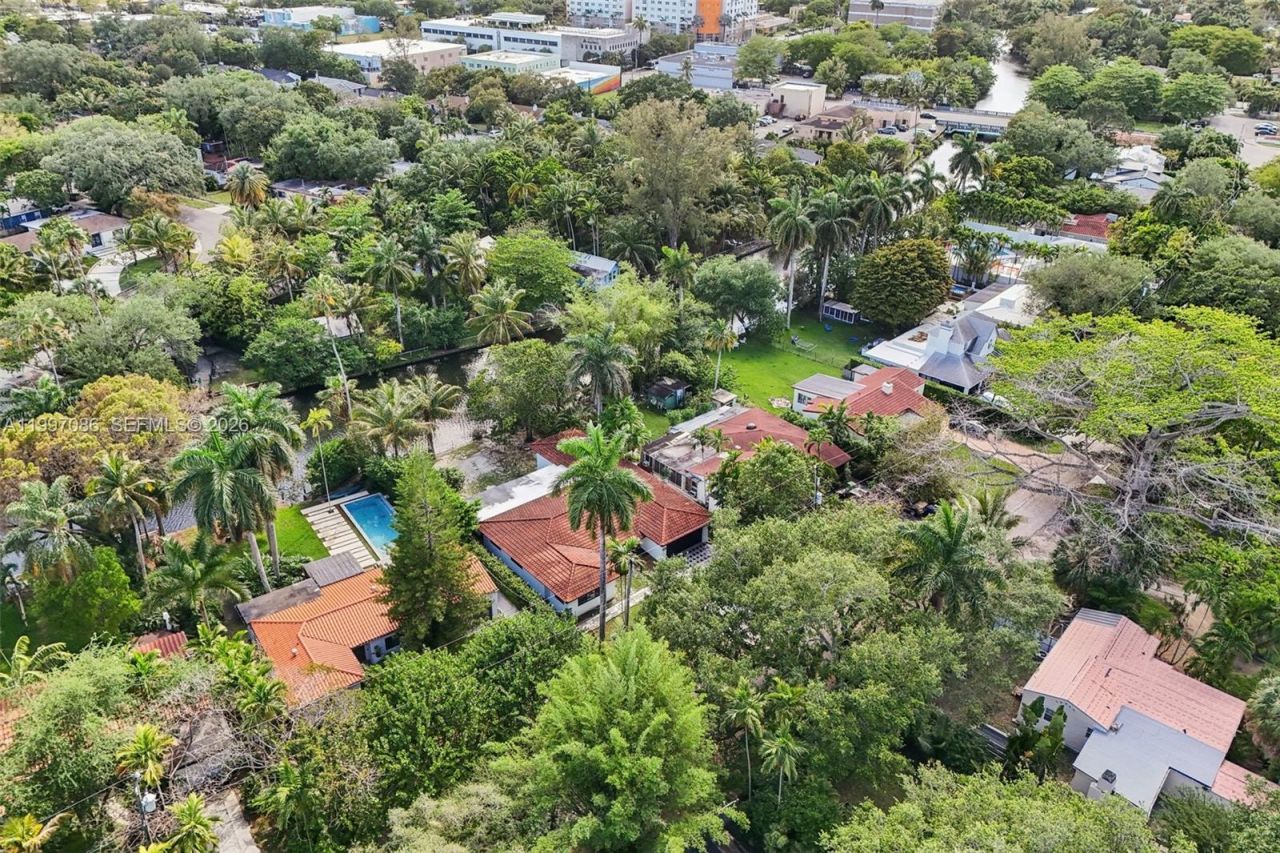 314 NE 85th St , El Portal, FL 33138 Photo