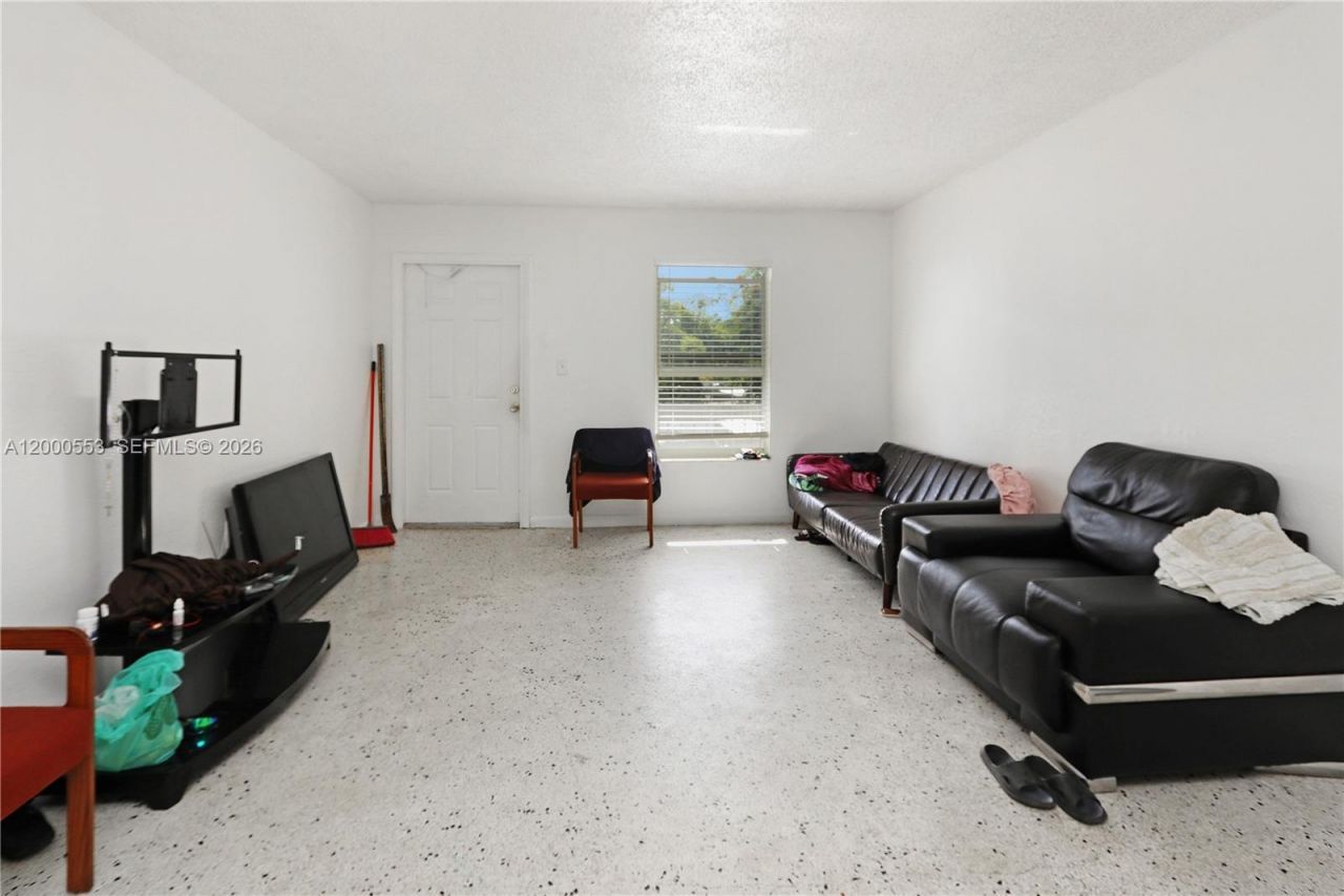 525 SW 1st Ave, Homestead, FL 33030 Photo