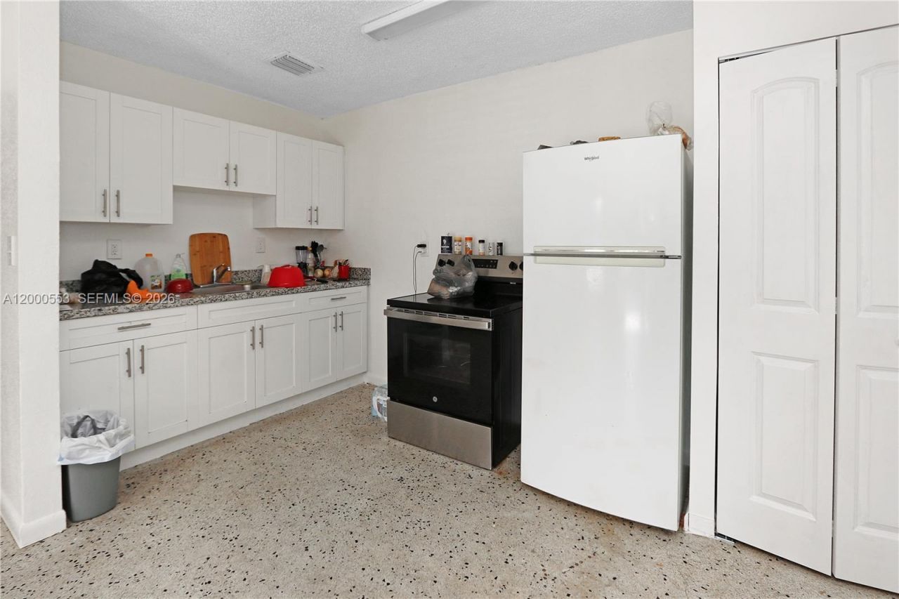 525 SW 1st Ave, Homestead, FL 33030 Photo