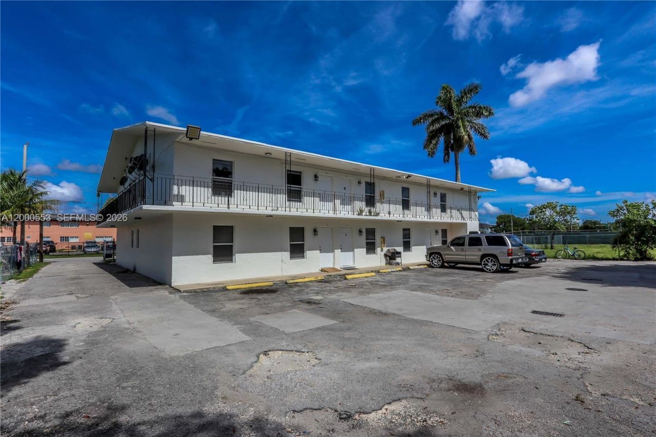 525 SW 1st Ave, Homestead, FL 33030 Photo