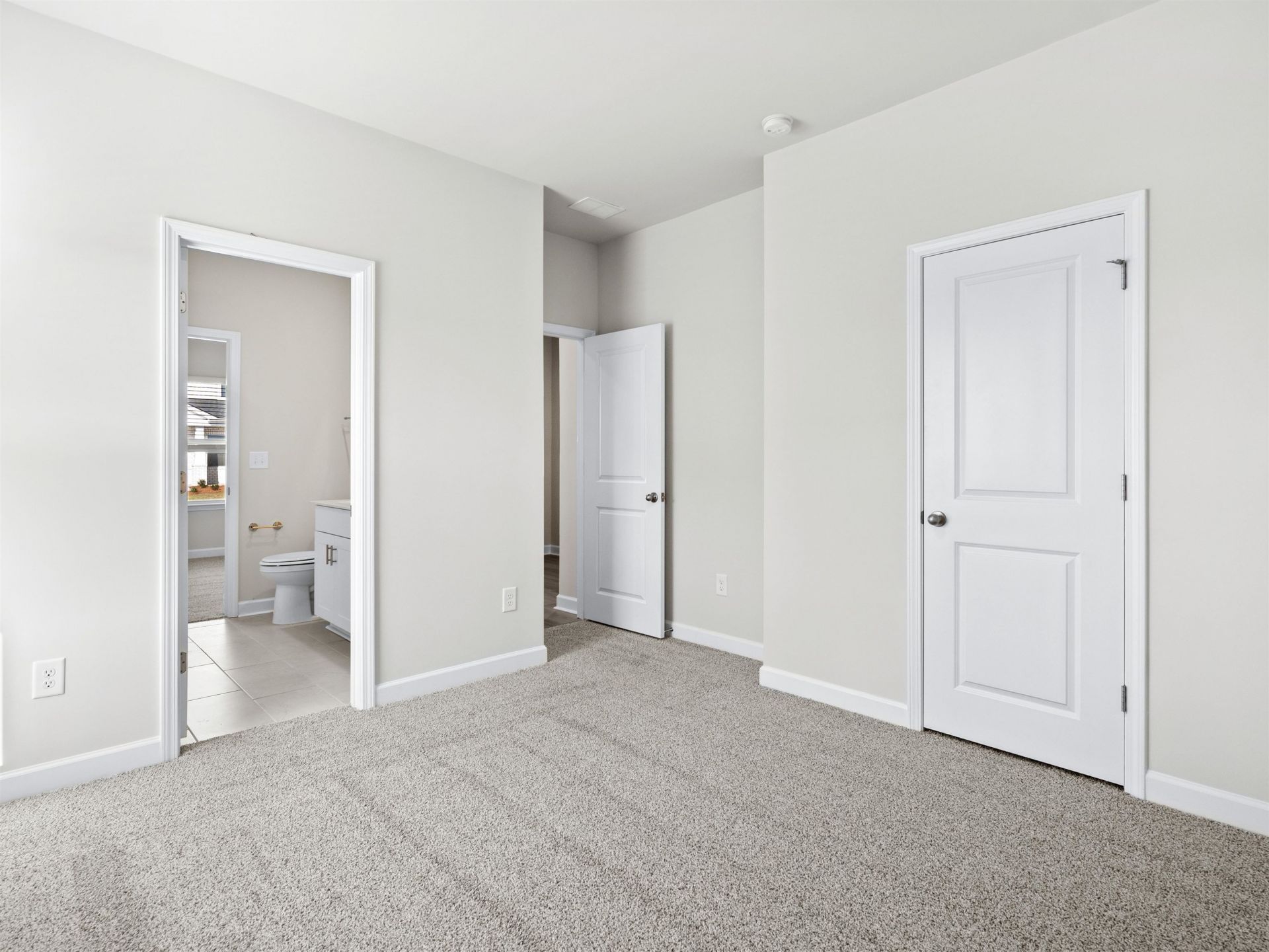 8204 Essence Dr. Photo 32