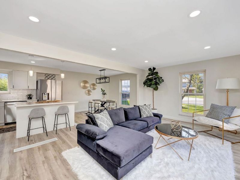 1073 Peachtree Court, Mount Healthy, OH 45231 Photo 10