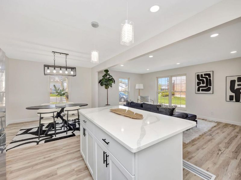 1073 Peachtree Court, Mount Healthy, OH 45231 Photo 16