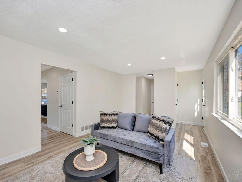 1073 Peachtree Court, Mount Healthy, OH 45231 Photo 22