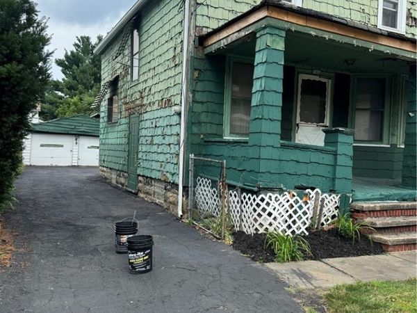 7405 Indiana Avenue , Cleveland, OH 44105