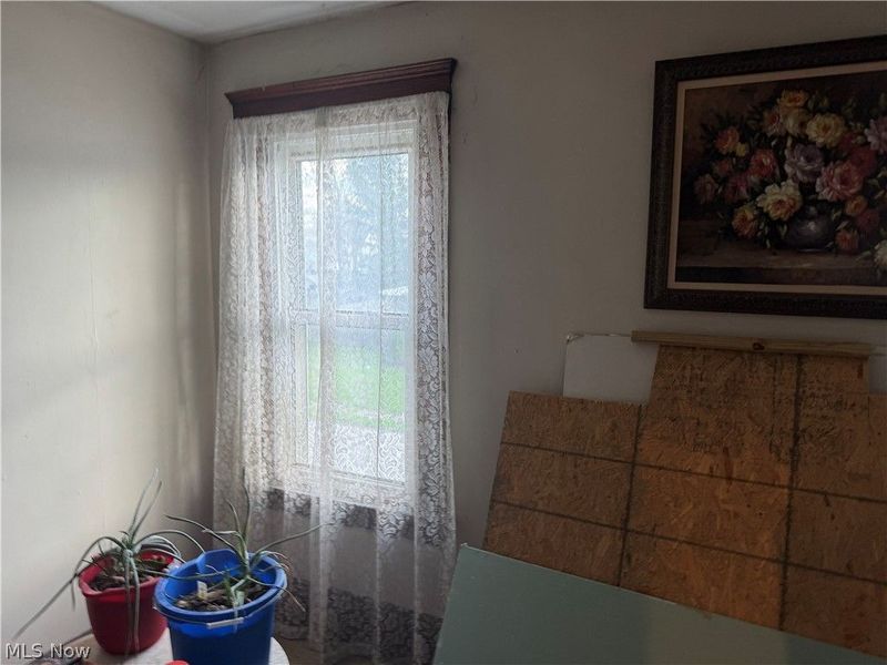 7405 Indiana Avenue, Cleveland, OH 44105 Photo 18