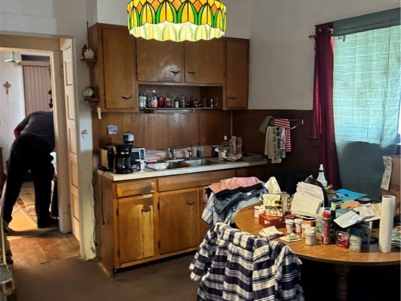 7405 Indiana Avenue, Cleveland, OH 44105 Photo 2