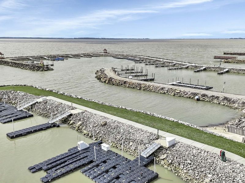 8696 E Bayshore Road, Unit Unit 2, Marblehead, OH 43440 Photo 33