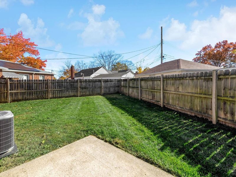 30 Demorest Road, Columbus, OH 43204 Photo 26