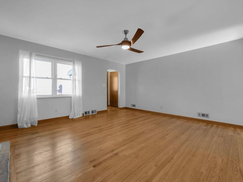 30 Demorest Road, Columbus, OH 43204 Photo 5